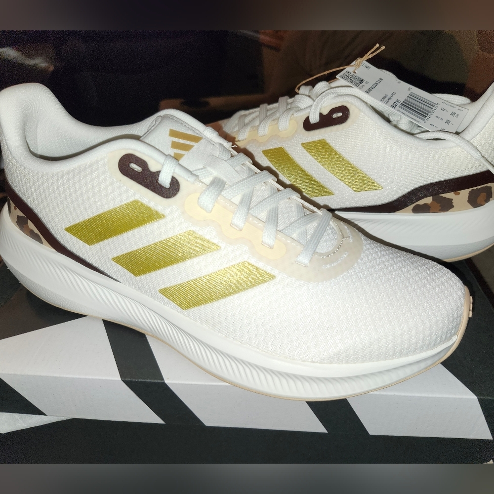 Adidas Runfalcon 3.0 9.5 Women's